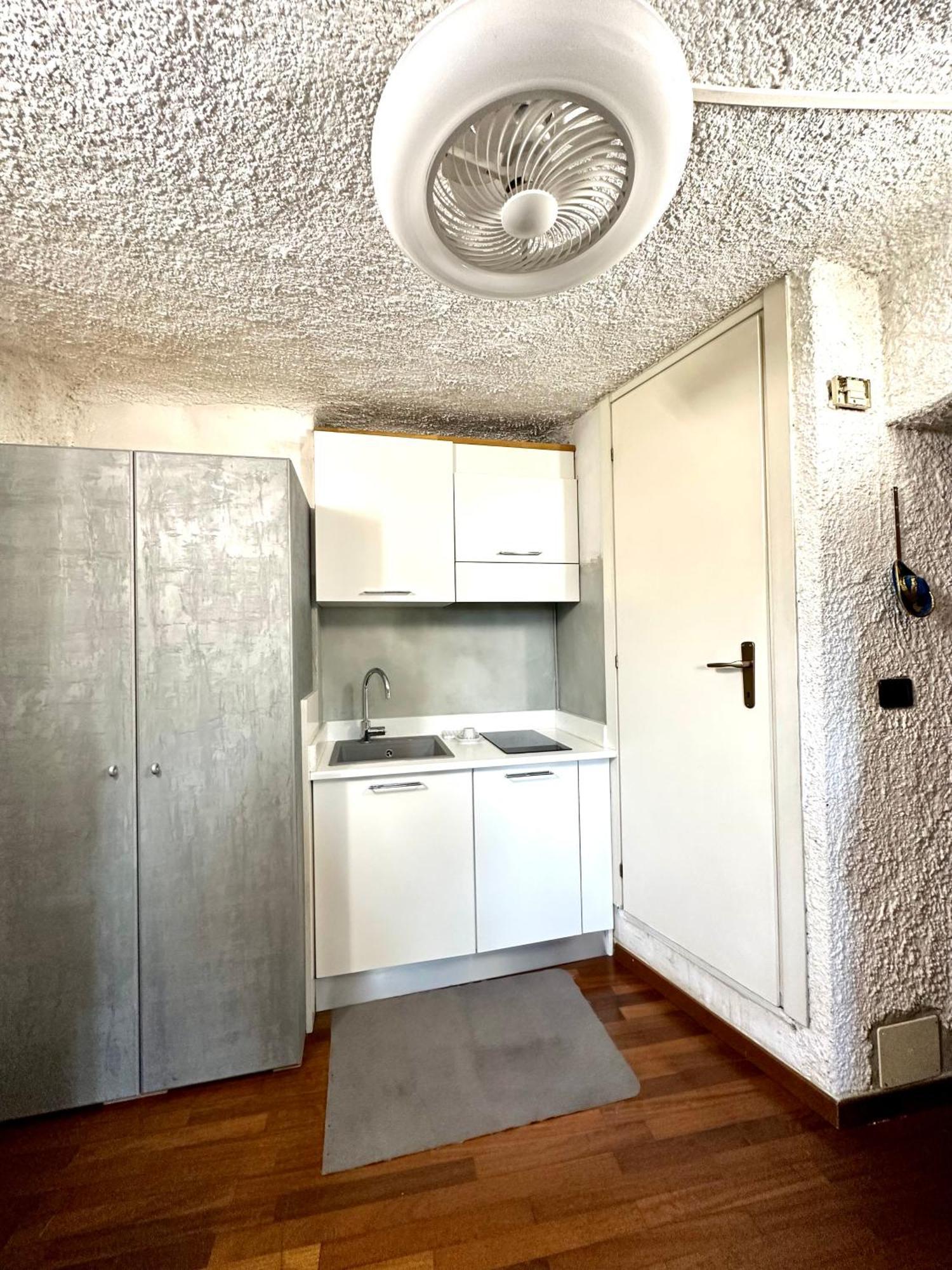 Porta Venezia - San Babila Milano Apartment ภายนอก รูปภาพ