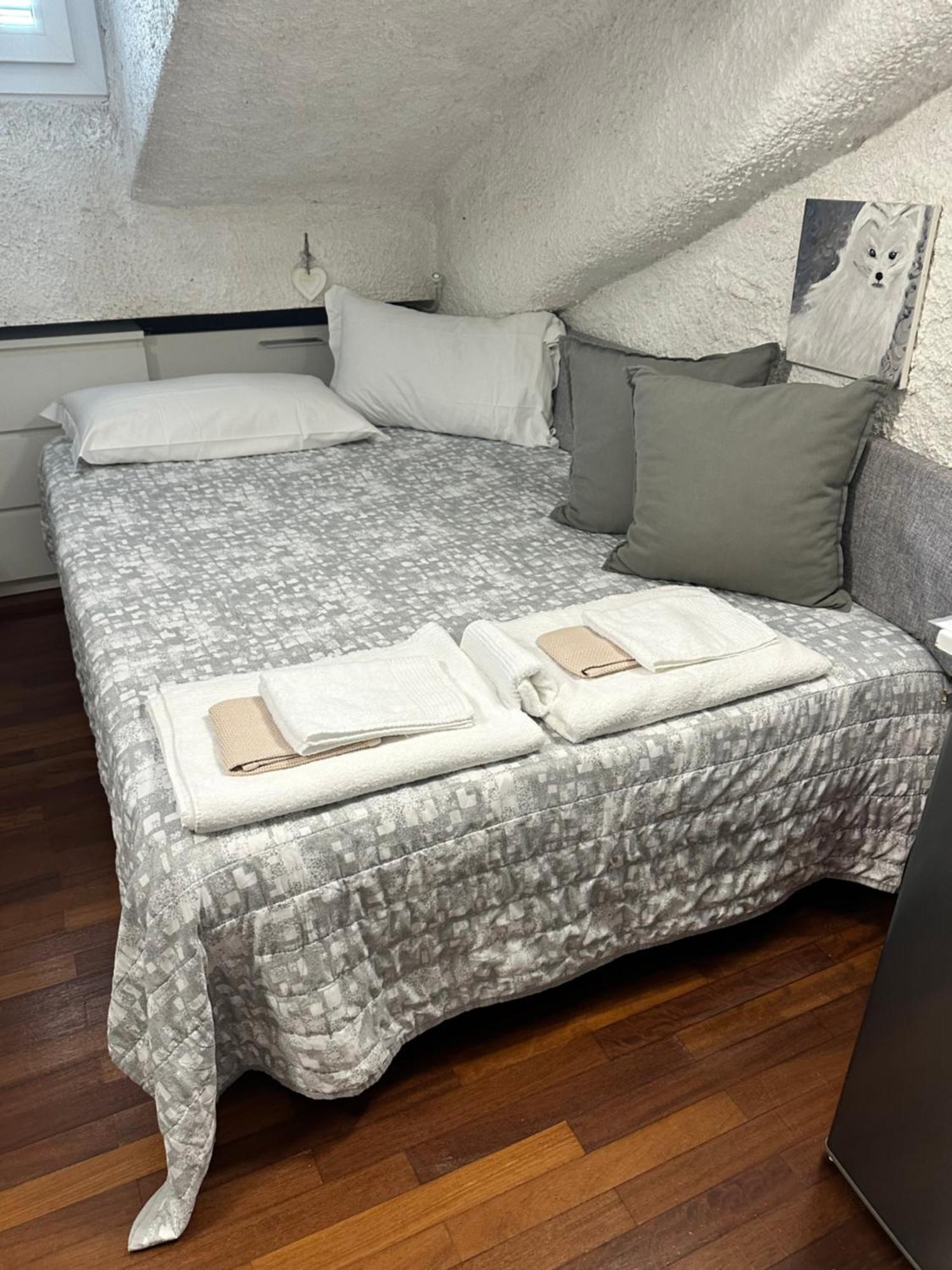 Porta Venezia - San Babila Milano Apartment ภายนอก รูปภาพ